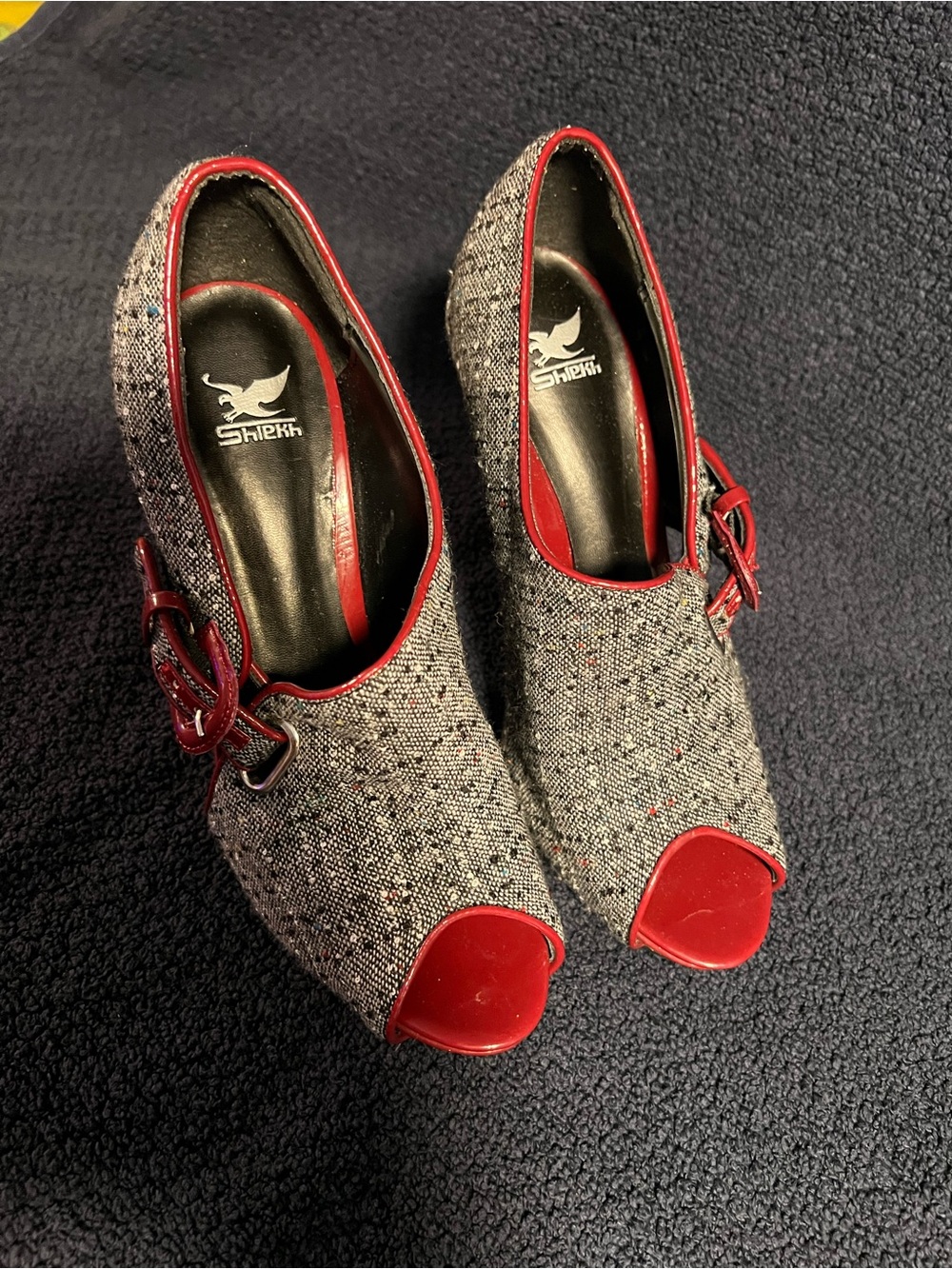 SHIEKH Gray Tweed Peep-Toe Heels with Red Trim